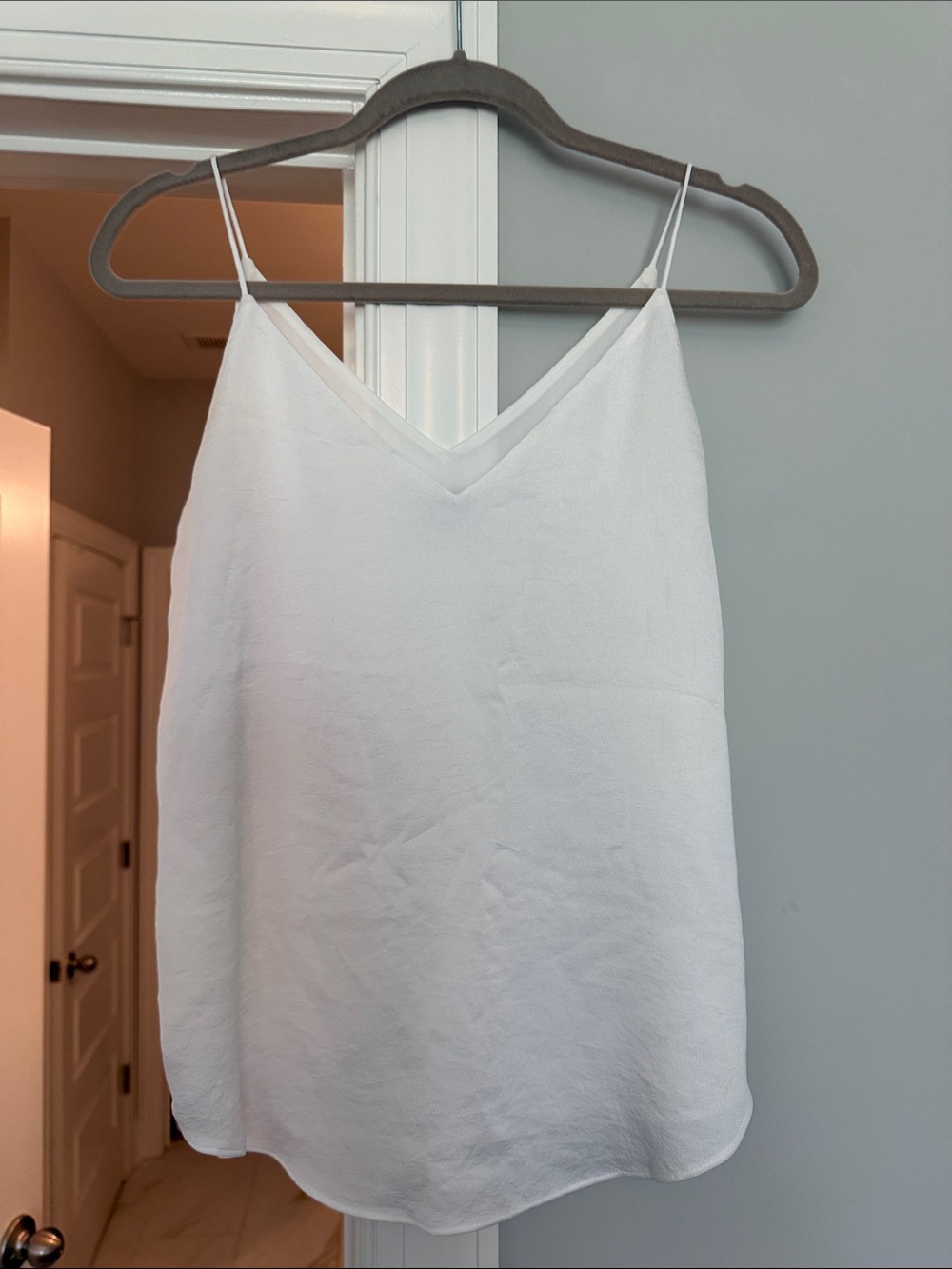 Express White V-Neck Spaghetti Strap Cami